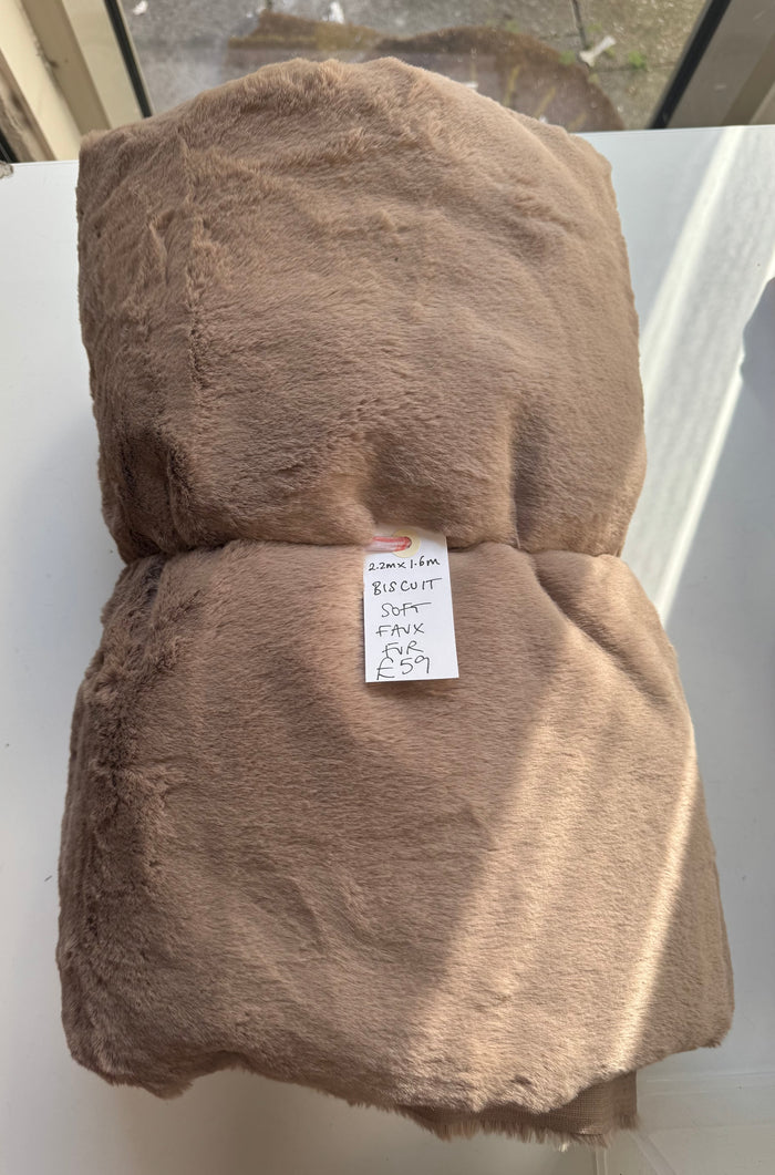 Biscuit Soft Faux Fur Remnant
