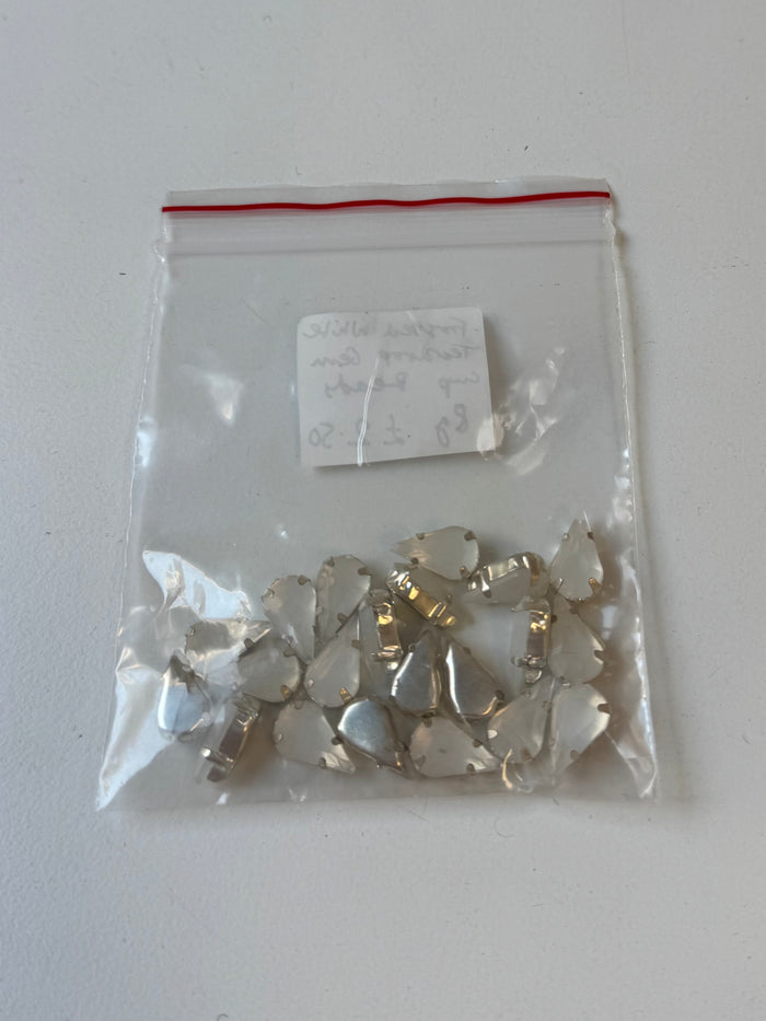 Frosted White Teardrop Gem Cup Beads 8g