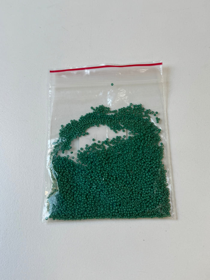 Green Seed Beads 11g