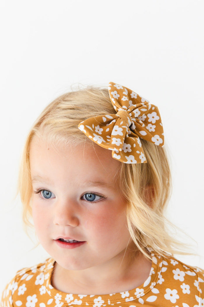 Honey Blooms Bow - Jammie Session