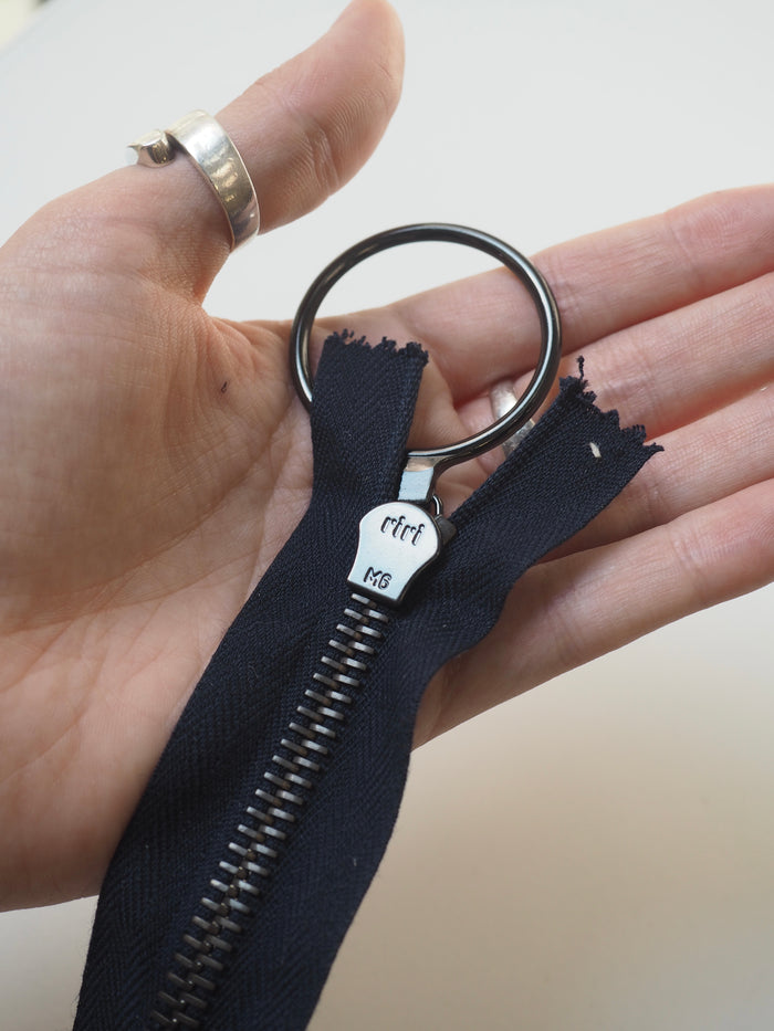 Riri 39cm/15.5inch Midnight O-Pull Metal Teeth Open-Ended Zips