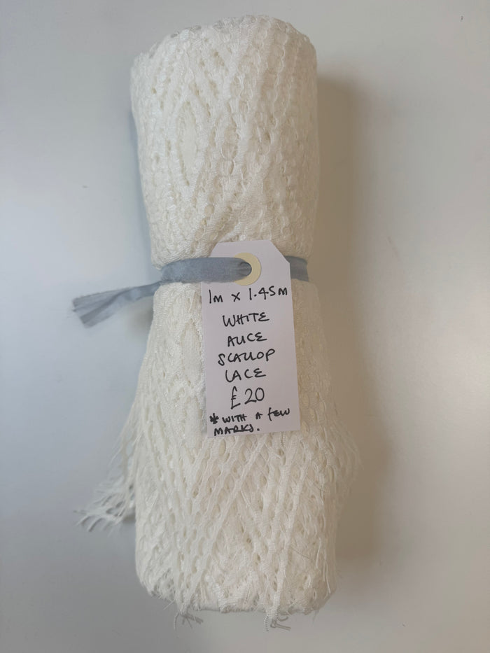 White Alice Scallop Lace Remnant