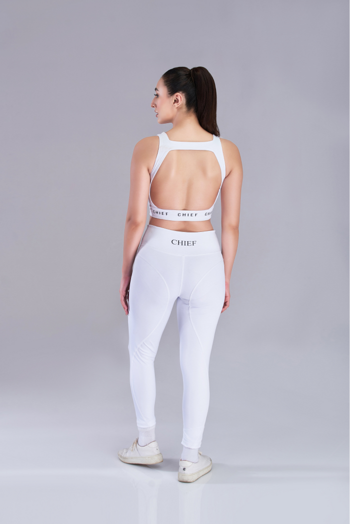 White Level Up Sports Bra & Align Sports Legging
