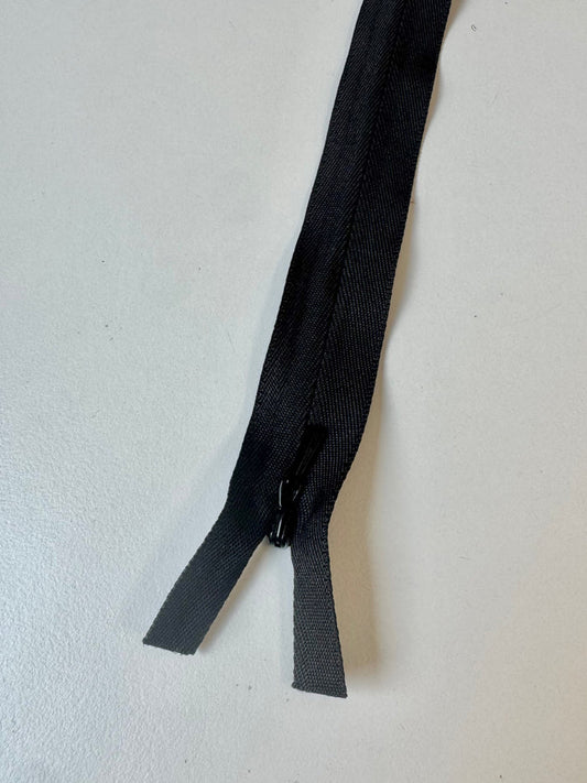 60cm/23.5inch YKK Black Wide Invisible Zip