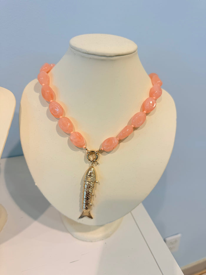 beaded fish pendant necklace