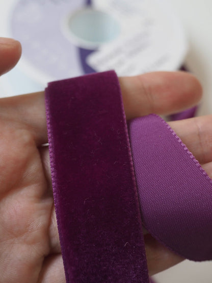 Berisfords Fuchsia Velvet Ribbon 22mm