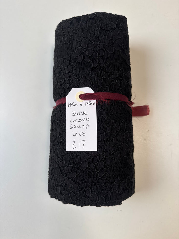 Black Corded Scallop Lace Remnant