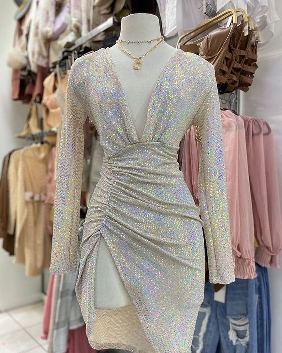 Black Girl Homecoming Dress 2023 Short V Neck Sequin with Long Sleeves