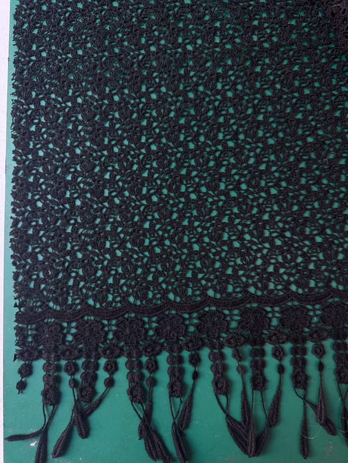 Black Rose Tasseled Lace Remnant