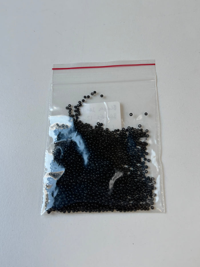 Black Seed Beads 12g