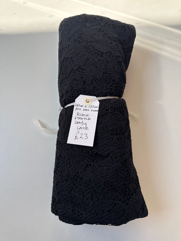 Black Stretch Leafy Lace Remnant