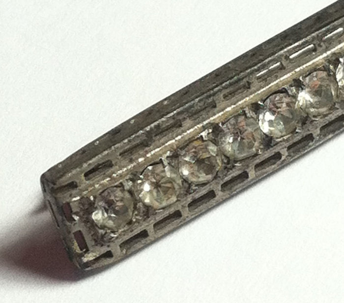 Brilliant Rhinestone Studded 1920s Bar Pin