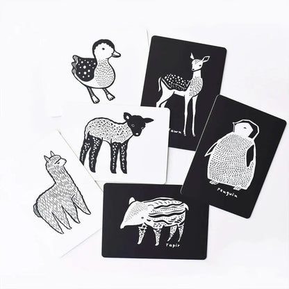 Cartes pour bébé en noir et blanc Wee Gallery - Bébés Animaux - Lilinappy