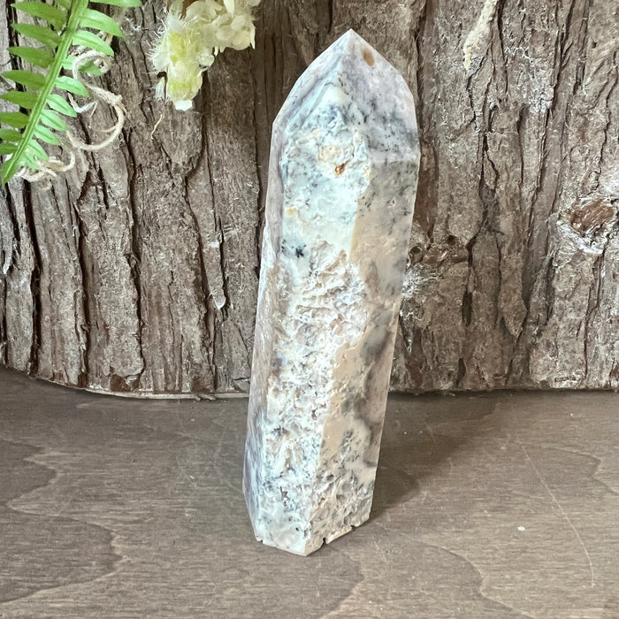 Dendritic Opal Tower