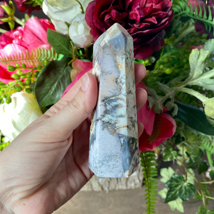 Dendritic Opal Tower