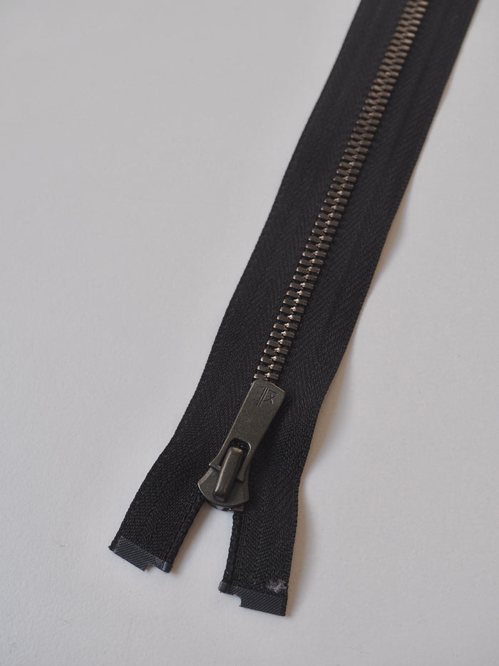 Excella 48cm/19inch Two-Way Open-Ended Black Metal Zips