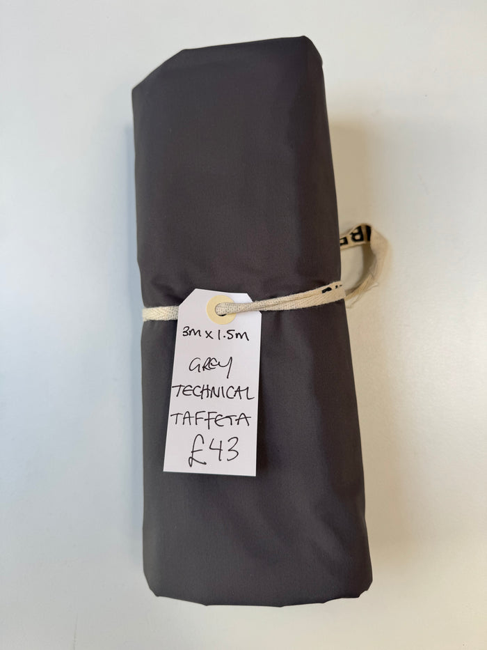 Grey Technical Taffeta Remnant
