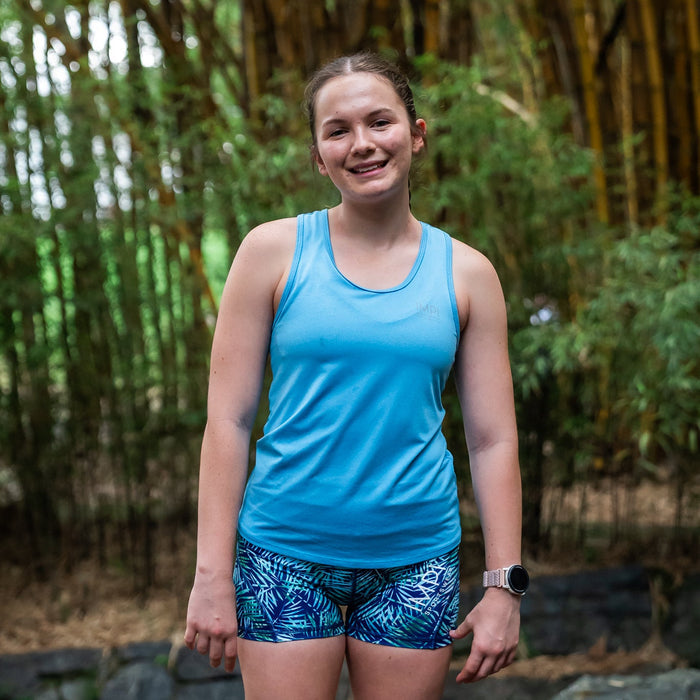 blue running singlet