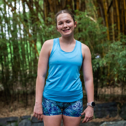 blue running singlet