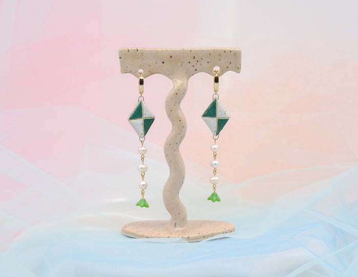 Kite Earrings - Juice Ceramics