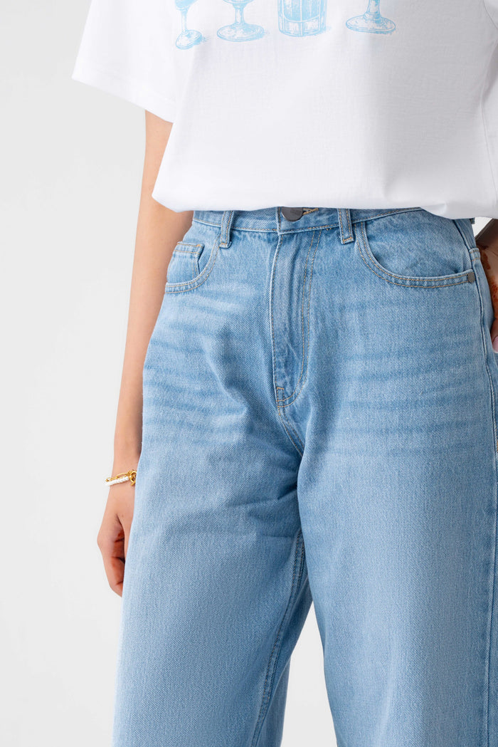 Loose Fit Denim Jeans – Women