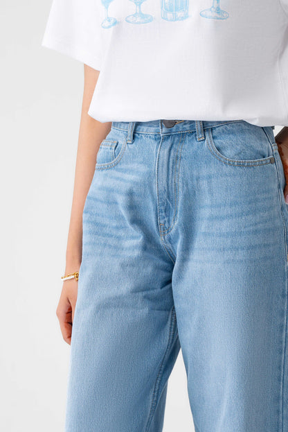 Loose Fit Denim Jeans – Women