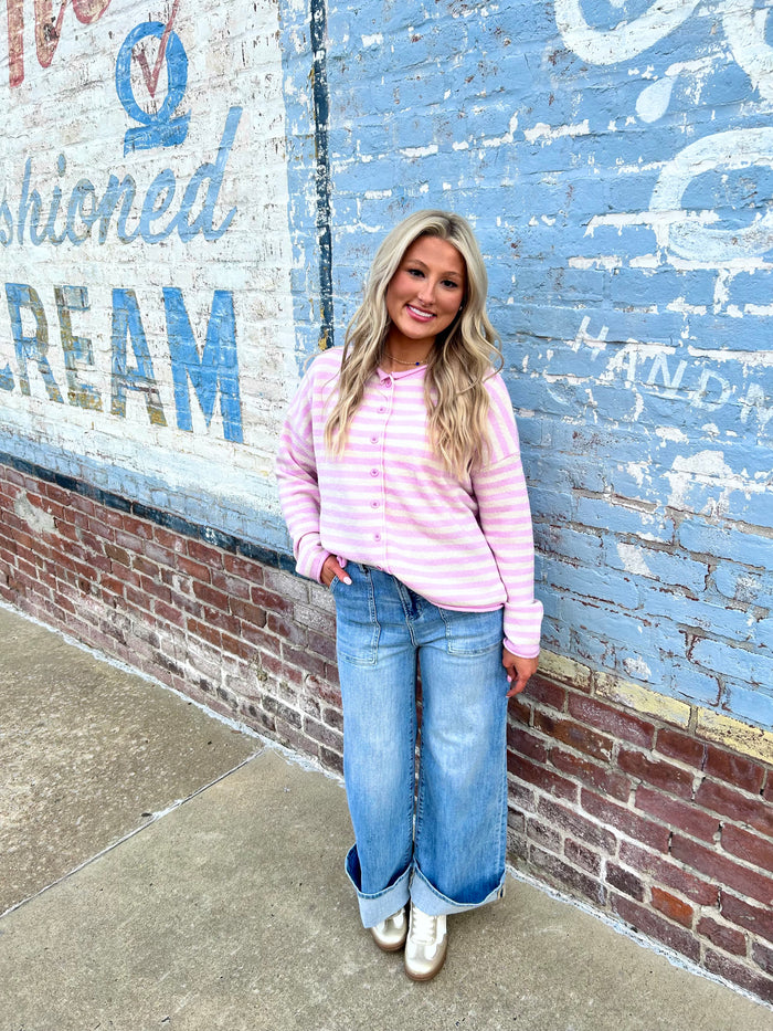 PINK STRIPE KNIT SWEATER