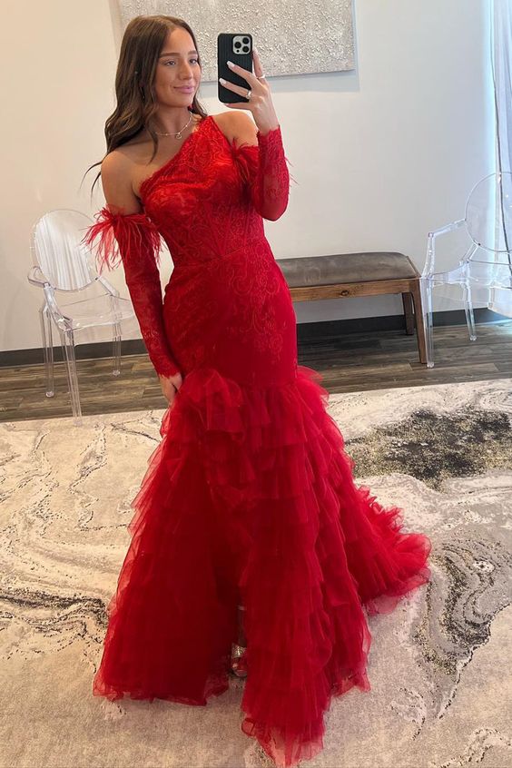 Red Prom Dress 2024 One-shoulder Mermaid with Long Sleeves