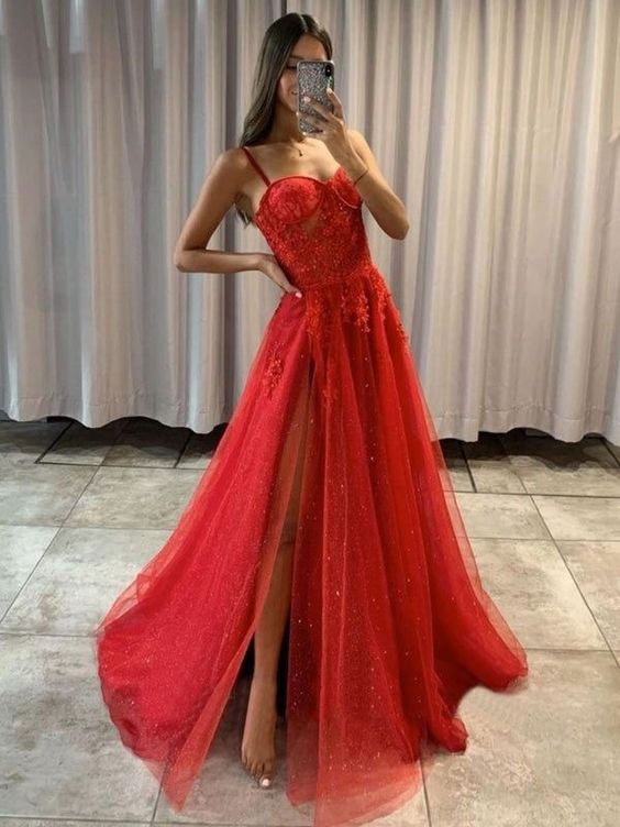 Red Prom Dress 2024 Spaghetti Straps Tulle with Slit