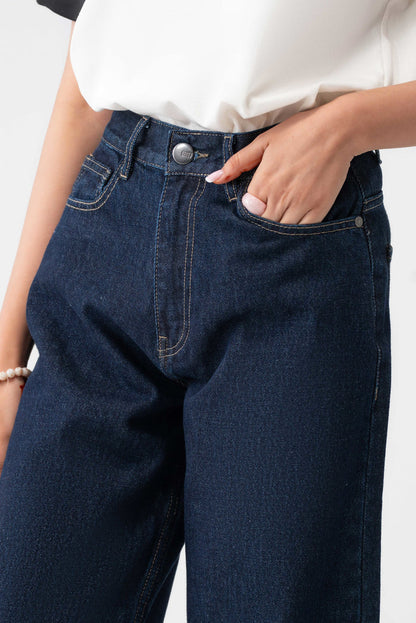 Relax Fit Denim Jeans – Women