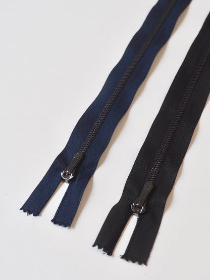 Riri 45cm/17.5inch Narrow Gunmetal Metal Teeth Zips