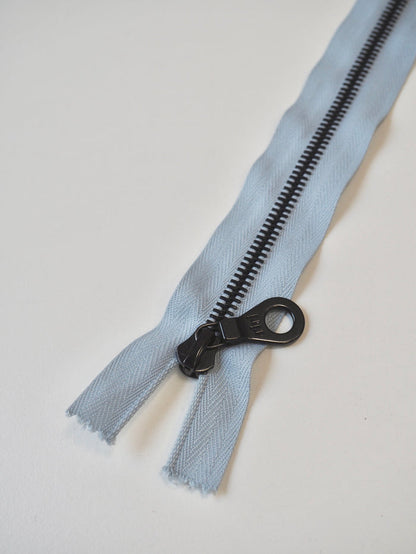 Riri 78cm/31inch Gunmetal Large Pull Metal Teeth Zips