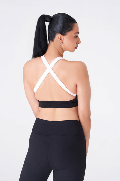 Sleek Black Sports Bra and Legging