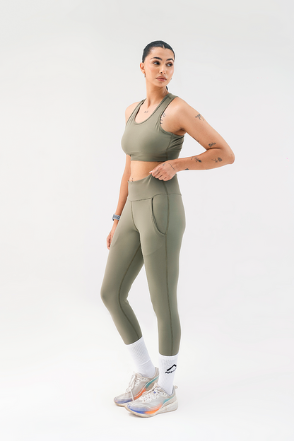 #color_Olive