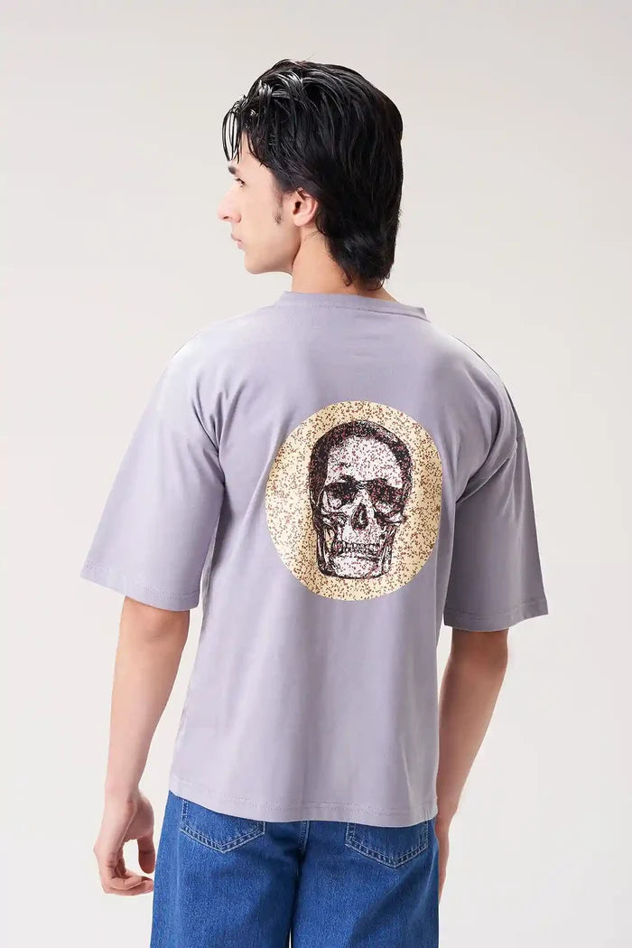Stylish and Comfortable Henley T-Shirt with Unique Skull Print