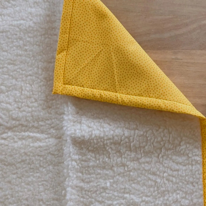 Tapis de jeu bébé en laine & coton bio Saling - Jaune - Lilinappy