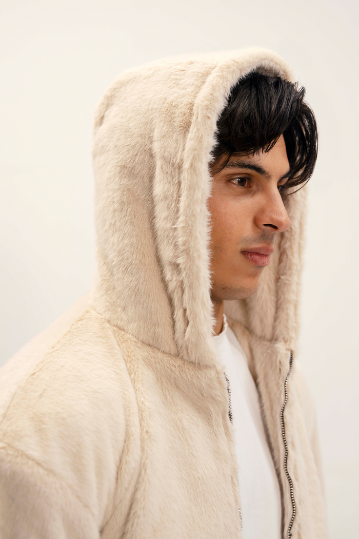 Unisex Oversized Fur Hoodie (Cream)