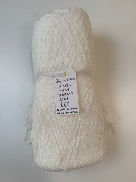 White Alice Scallop Lace Remnant
