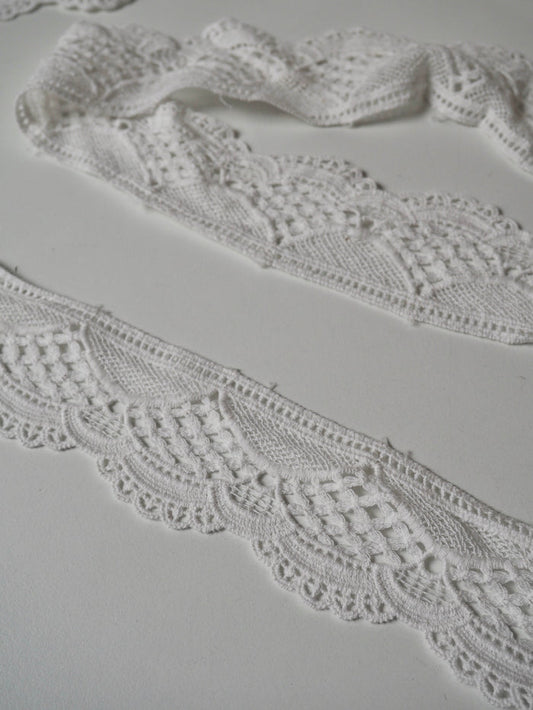 White Cotton Geometric Scallop Lace Trim 50mm