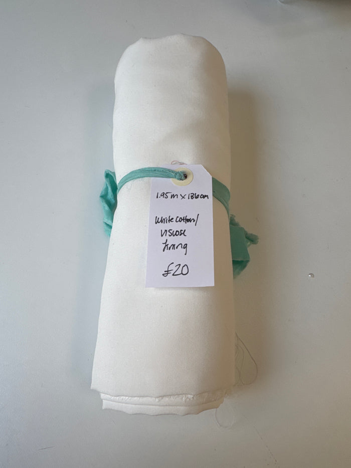 White Cotton/Viscose Lining Remnant