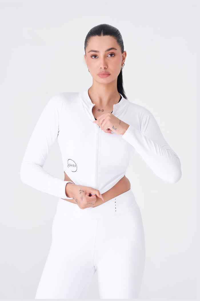 White Full Sleeves Zipper Top for a Sleek Gym Look