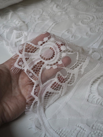 White Georgia Scallop Lace