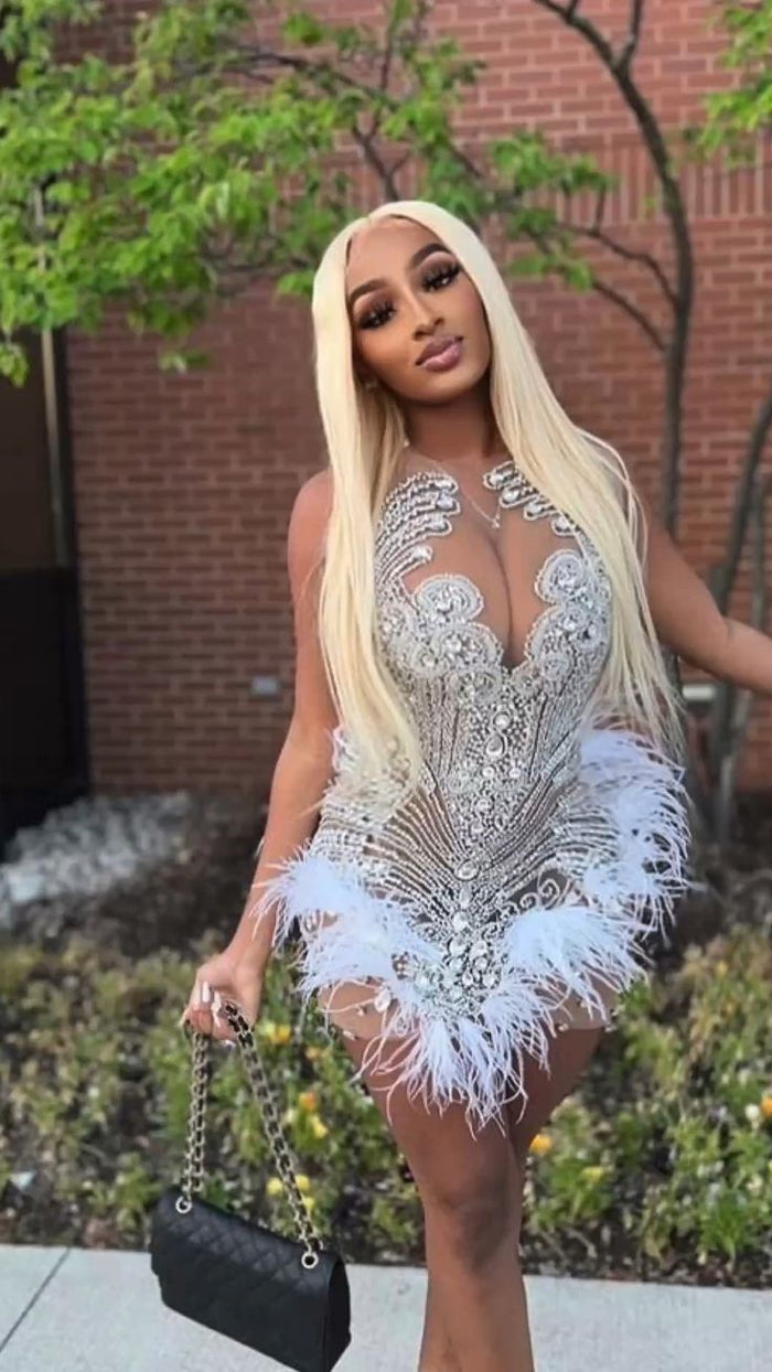 White Luxurious Homecoming Dress 2024 with Feathers