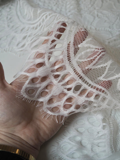 White Victoria Scallop Lace