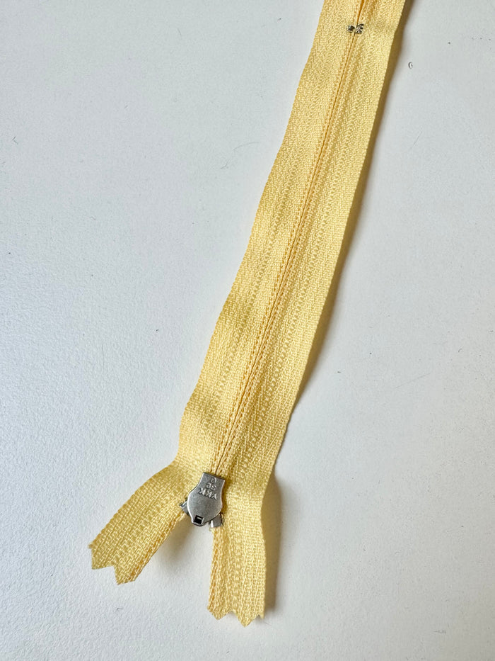 YKK 14cm/5.5inch Butter Yellow Standard Zips