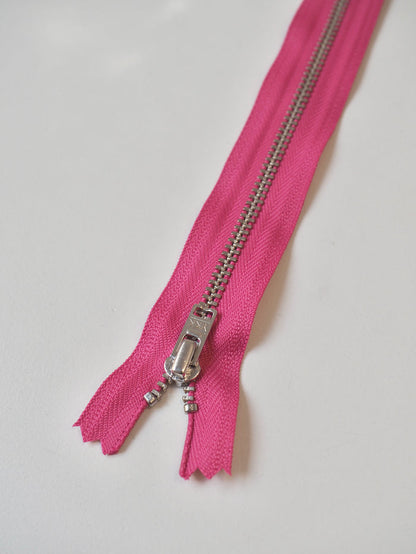 YKK 19cm/7.5inch Pink Metal Teeth Zips