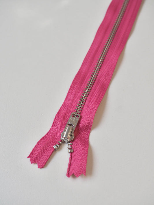 YKK 19cm/7.5inch Pink Metal Teeth Zips