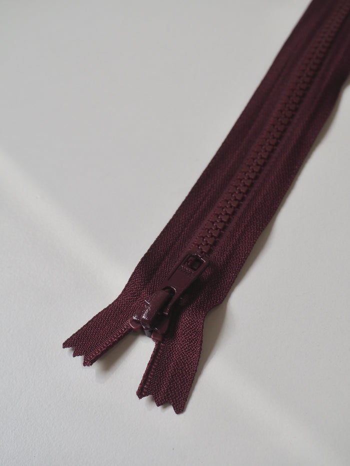 YKK 23cm/9" Burgundy Chunky Plastic Teeth Zips