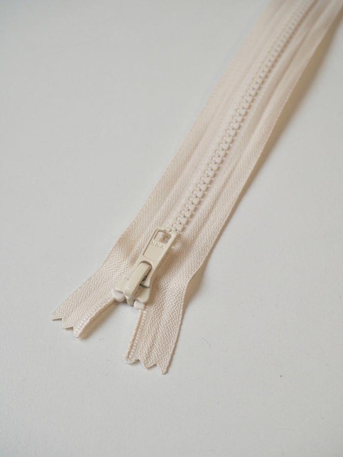 YKK 23cm/9" Oat Milk Chunky Plastic Teeth Zips