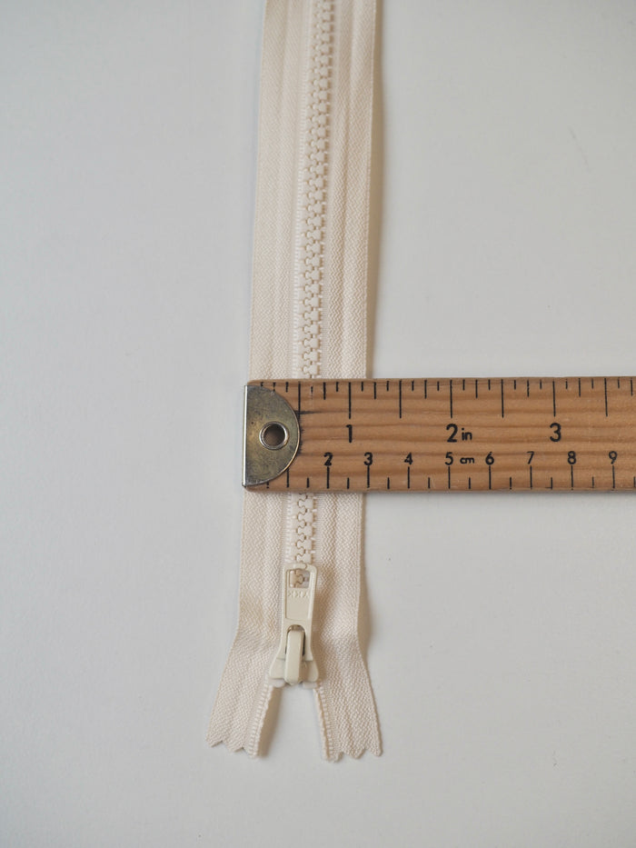 YKK 23cm/9" Oat Milk Chunky Plastic Teeth Zips